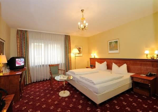 Rhein Neckar Hotel Мангейм Экстерьер фото