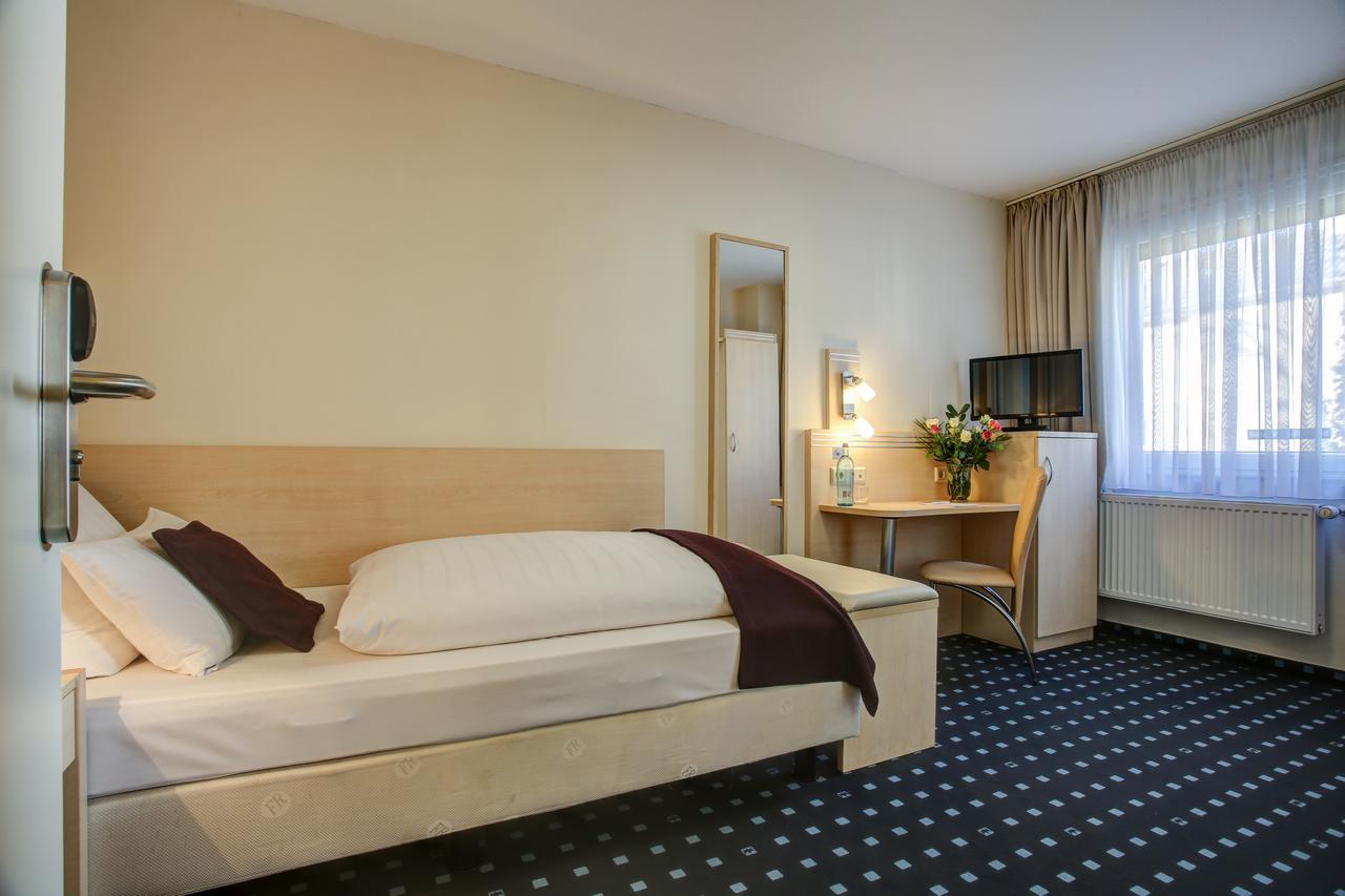 Rhein Neckar Hotel Мангейм Экстерьер фото