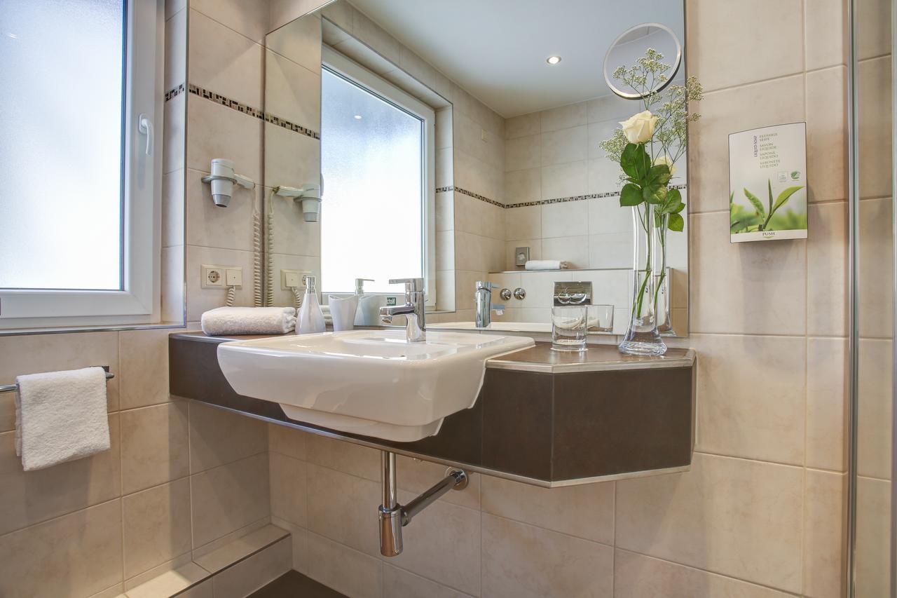 Rhein Neckar Hotel Мангейм Экстерьер фото