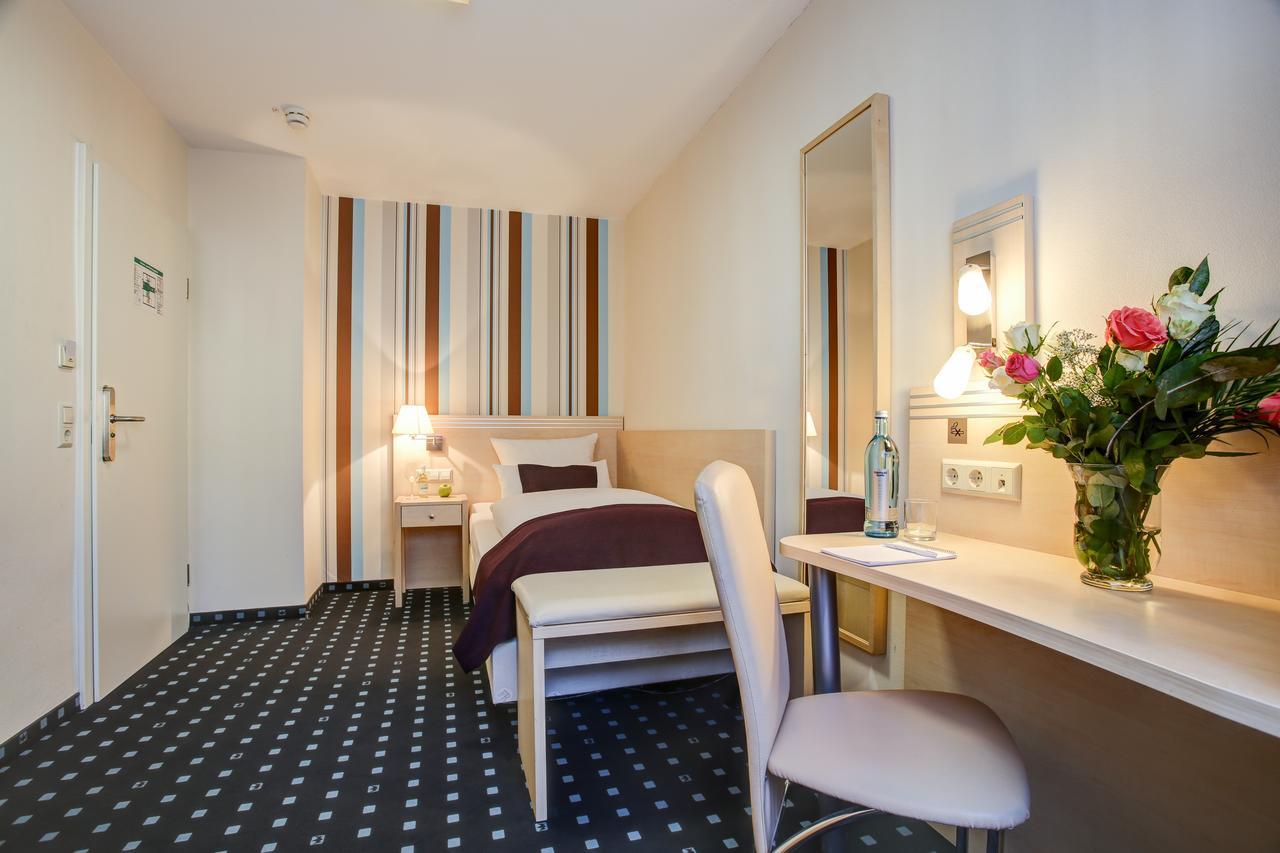 Rhein Neckar Hotel Мангейм Экстерьер фото